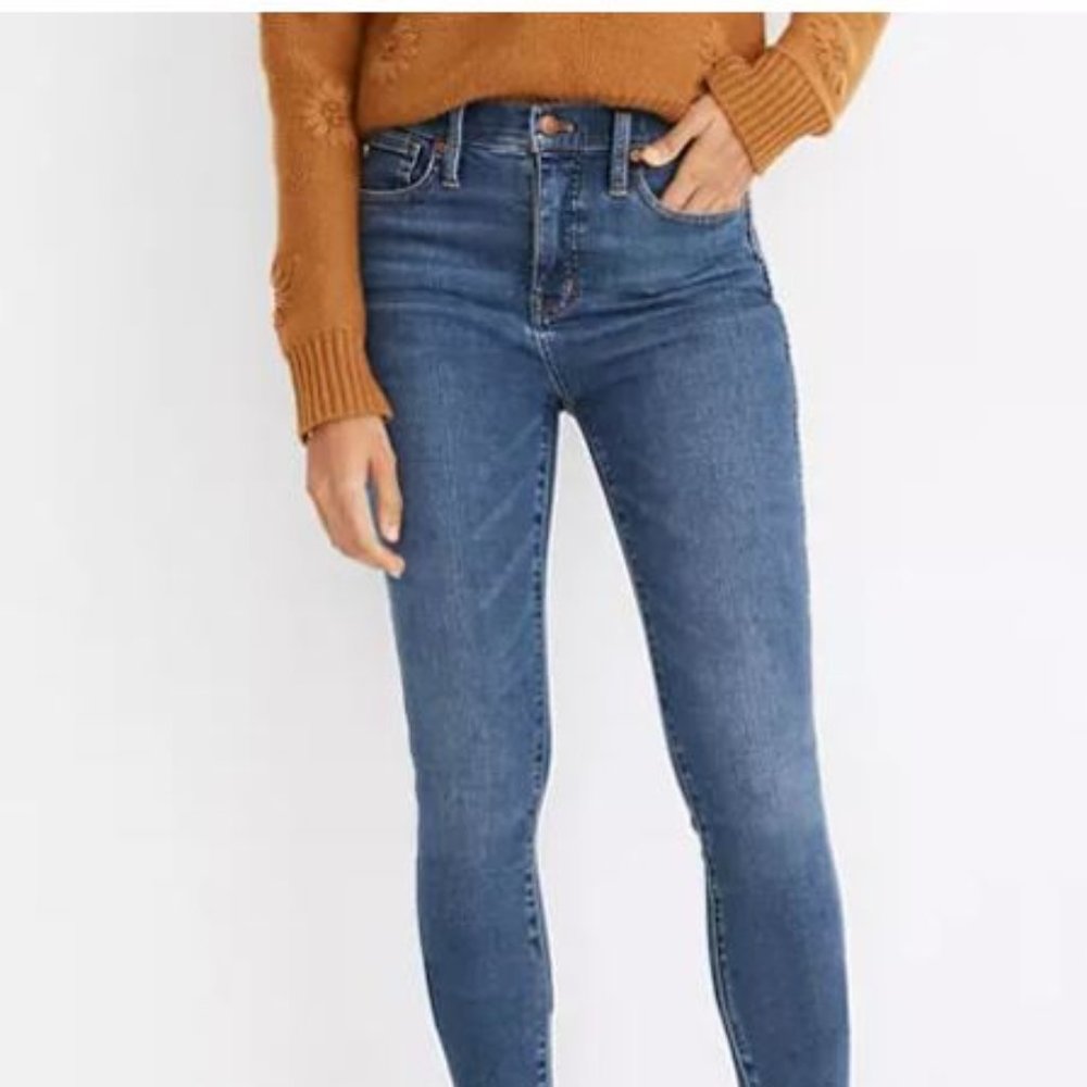 10" High-Rise Skinny Jean in Wendover Wash - NWOT